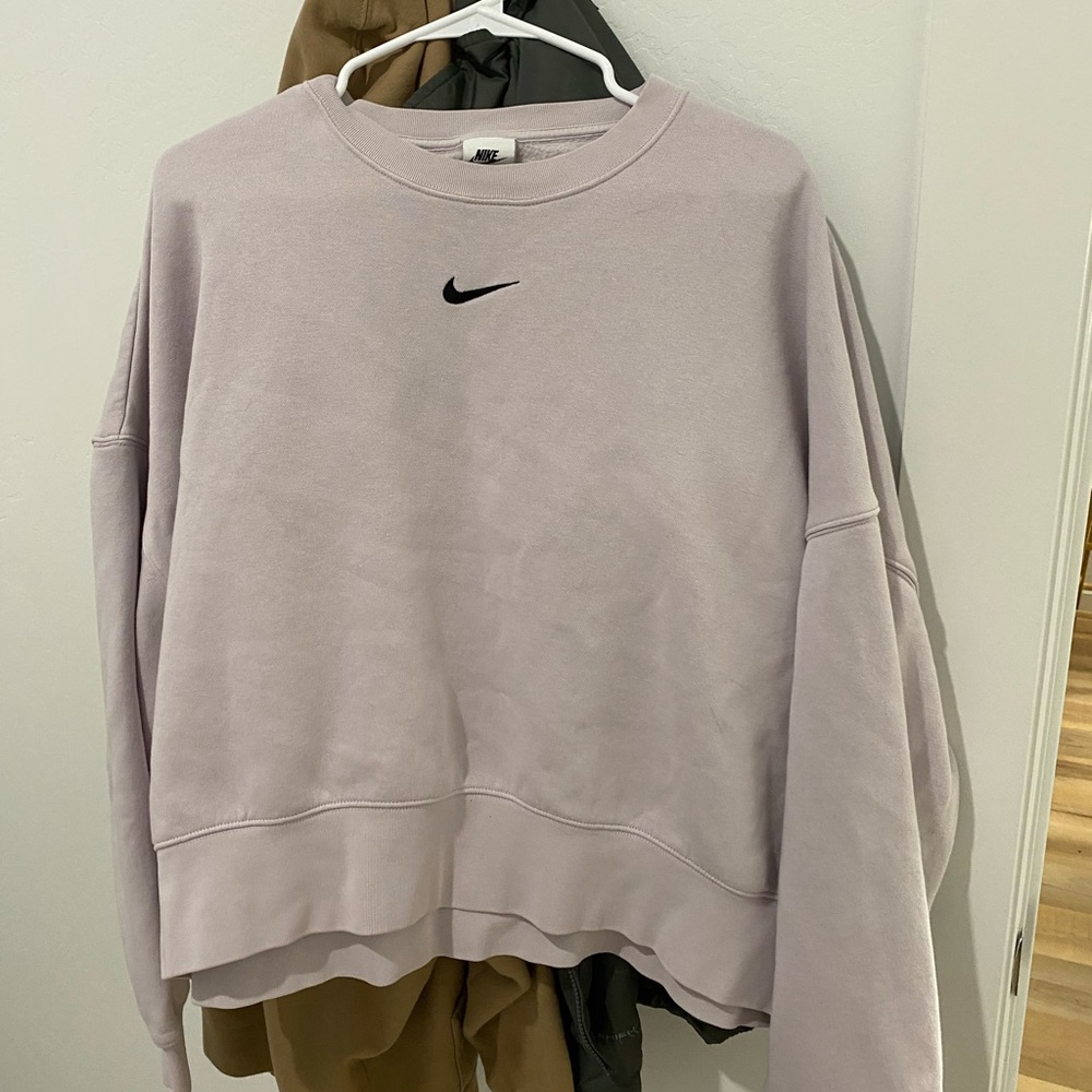 XL Nike Sweater. Oversized fit.